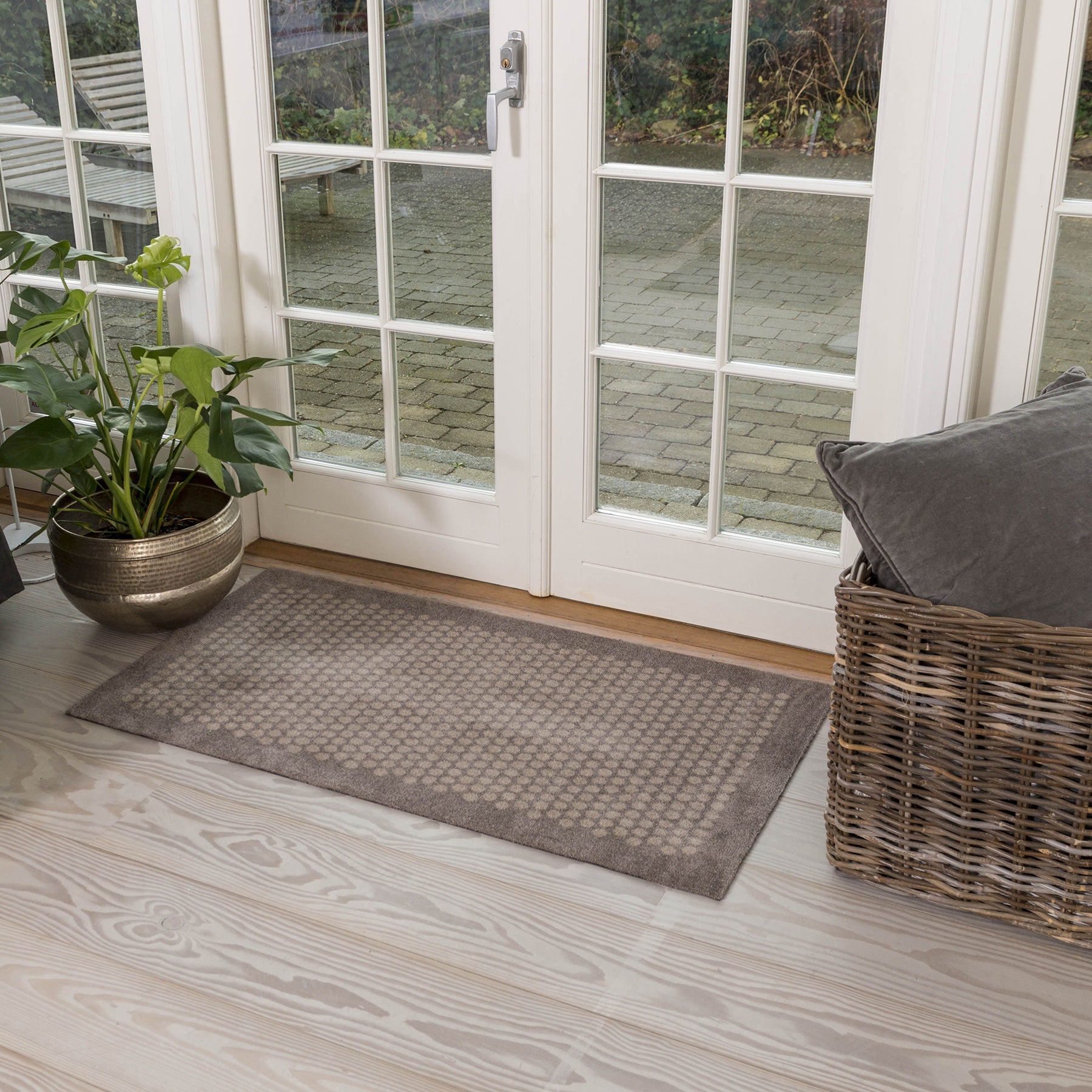 GULVMÅTTE 67 x 120 CM - DOT SAND