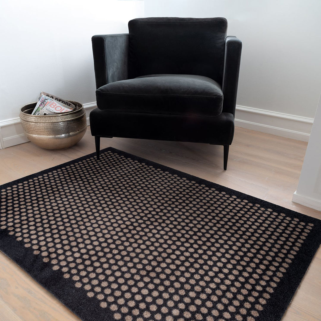TÆPPE 90 x 130 CM - DOT SORT/SAND