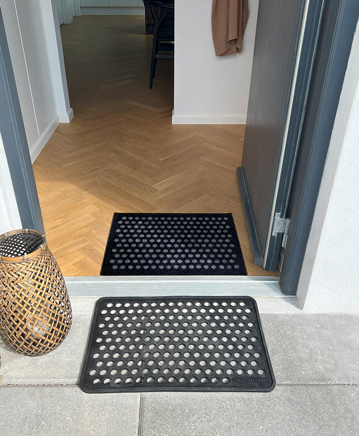 NEW - rubber DOORMAT 40 x 60 CM - DOT