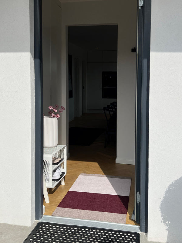Neuheit  - FUSSMATTE STRIPES - Bordeaux/Rose/Sand