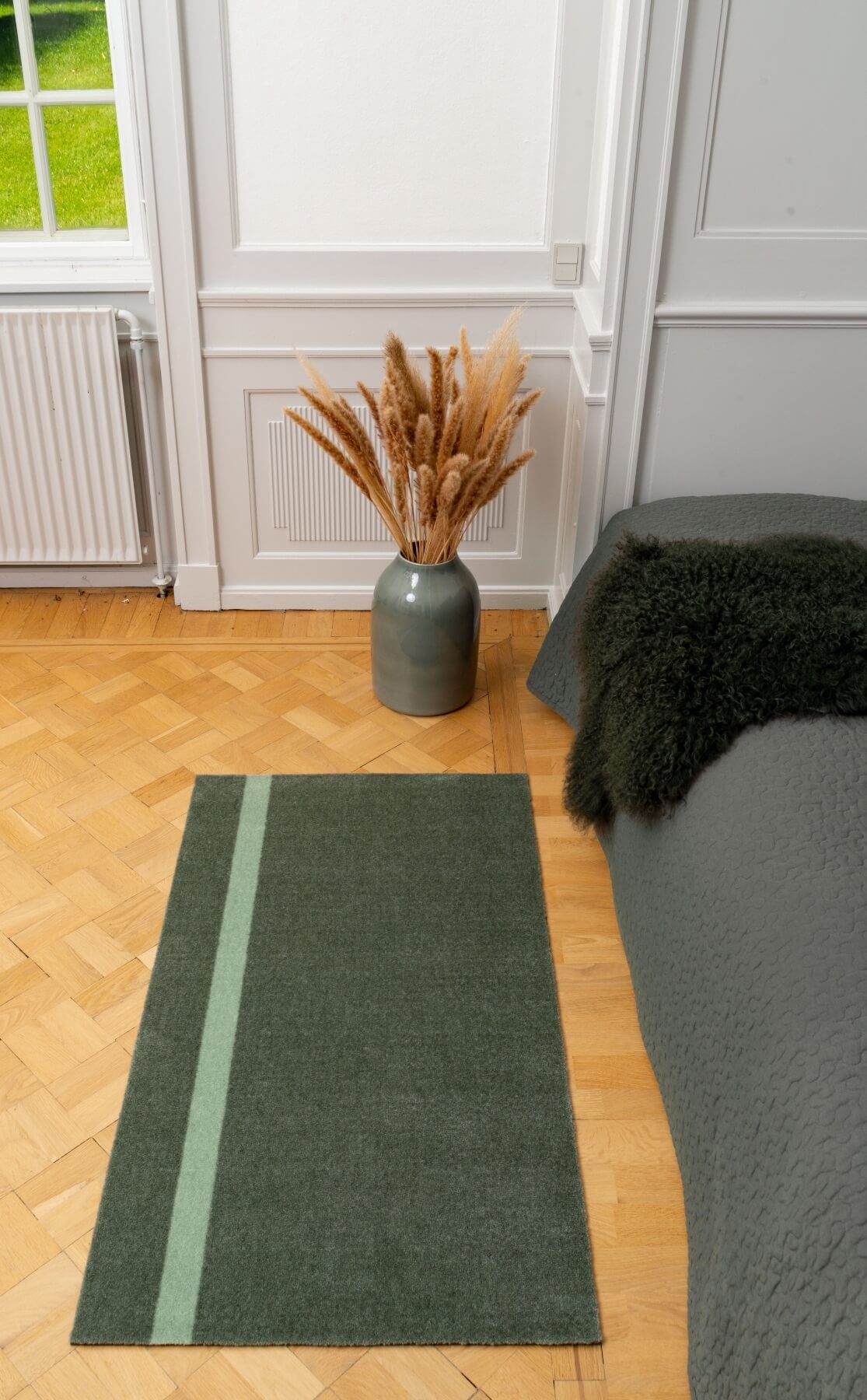 50% STRIPES VERTIKAL LYS/STØVET GRØN