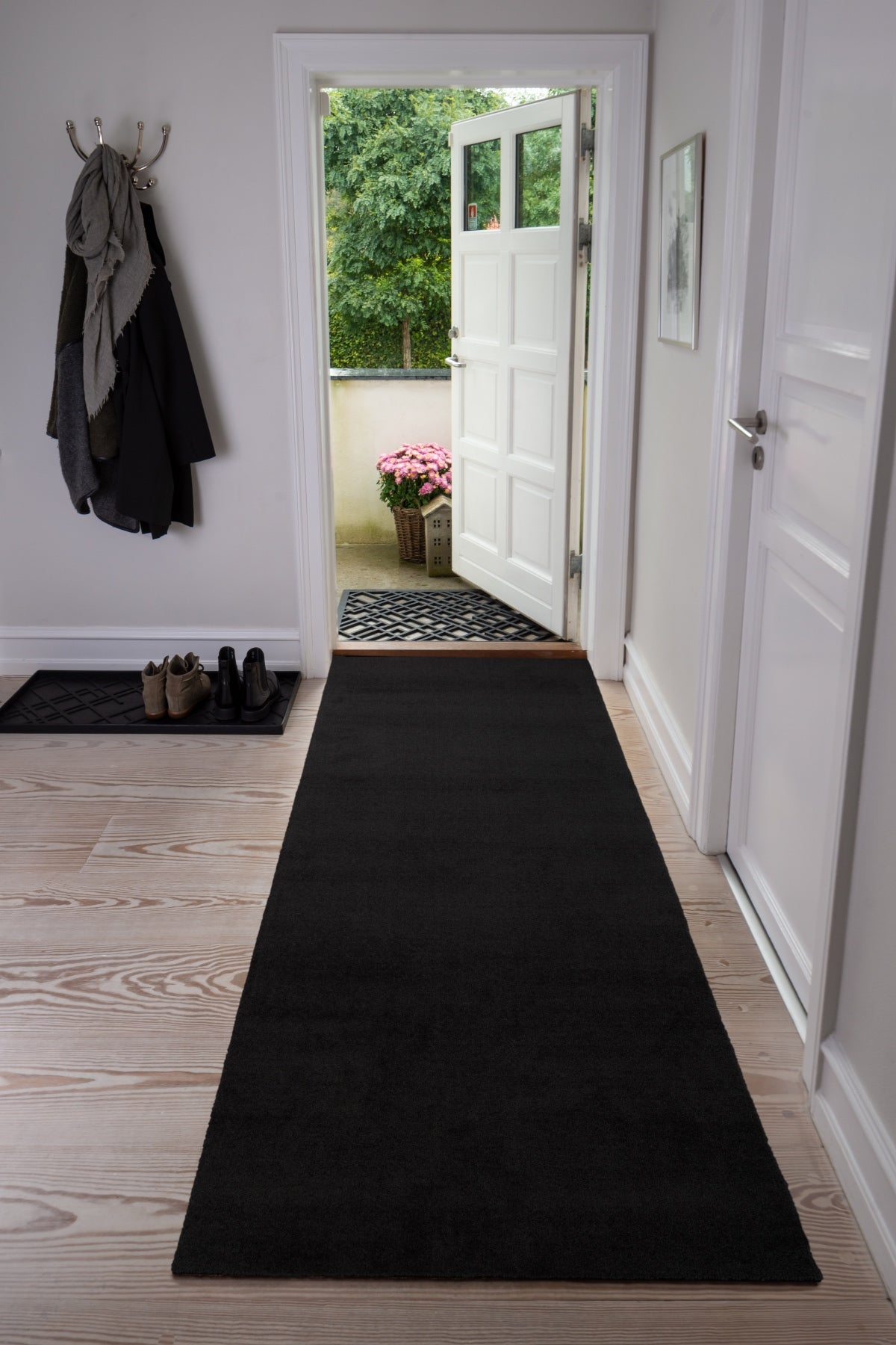 TÆPPE/MÅTTE 90 x 200 CM - UNICOLOR SORT