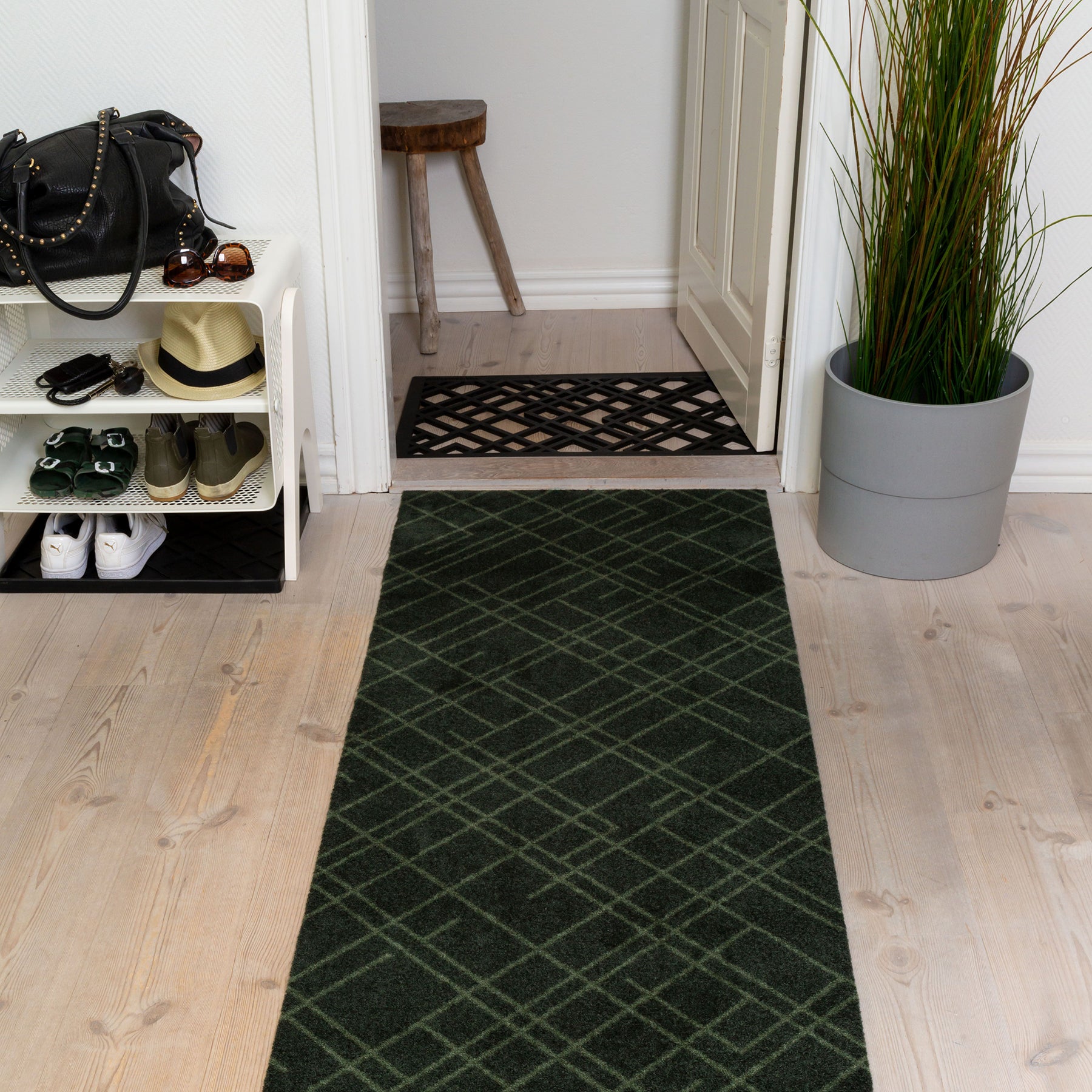 50% - GULVMÅTTE 67 x 200 CM LINES/DARK GREEN