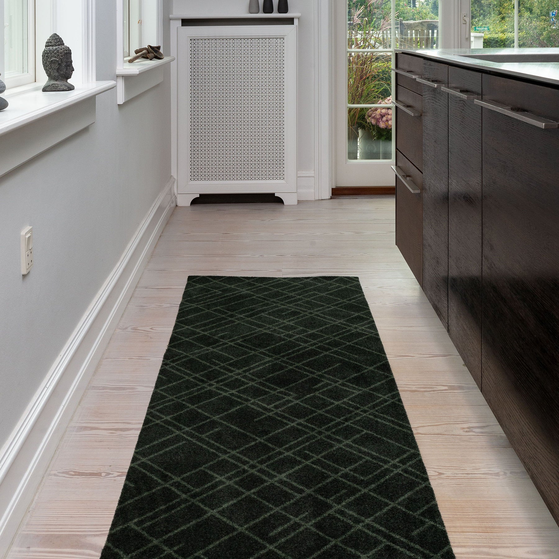 50% - GULVMÅTTE 67 x 200 CM LINES/DARK GREEN